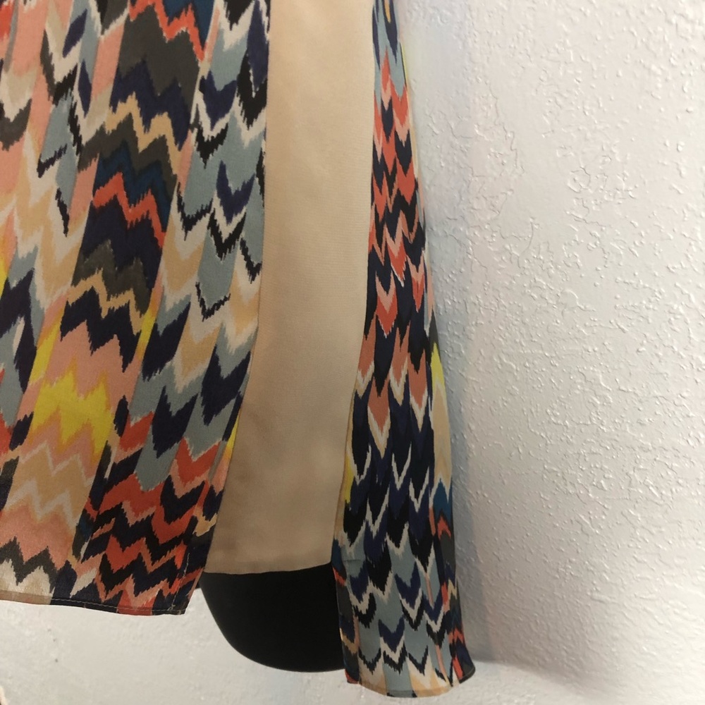 MAEVE Anthro Shirt Grafica Chevron 100% Silk Sz XS - Picture 8 of 11